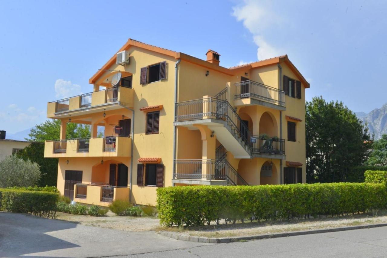 D Apartment Kotor Exterior photo