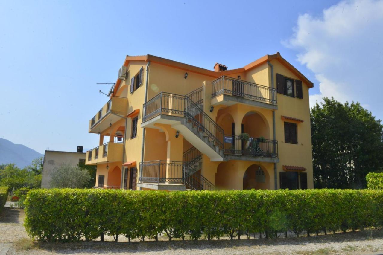 D Apartment Kotor Exterior photo